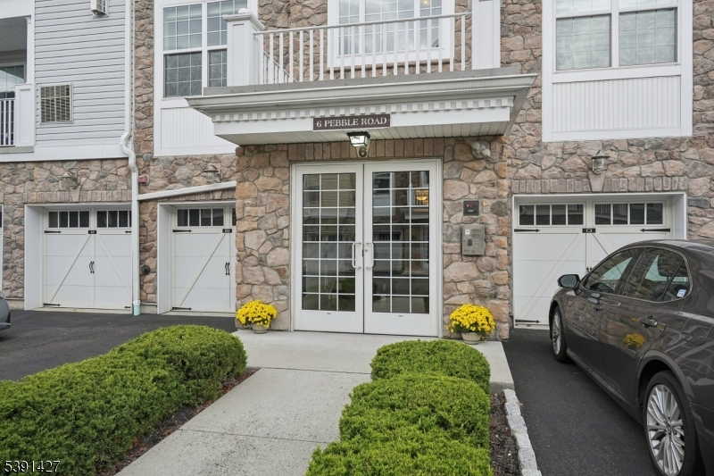 Main entry 6 Pebble Drive. So many activities. Look for copies of the GREAT NOTCH newsletter in the condo.