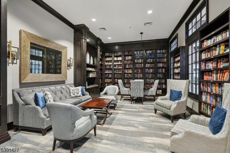 . Open early, close late - the Clubhouse is where good mornings and good nights both begin.