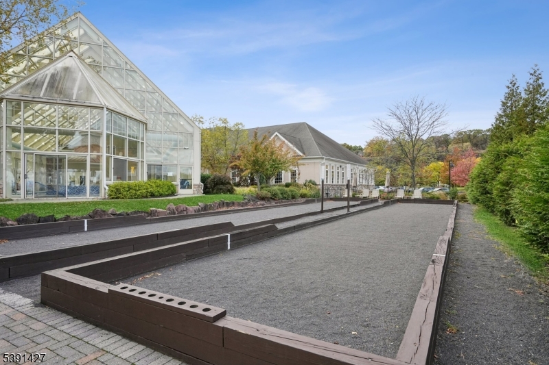 . Bocche ball courts