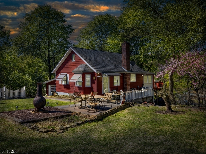 front and side image from the center of the property along Pautuck Rd