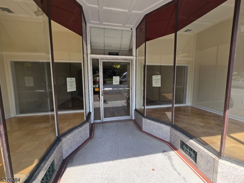 Exterior - Bay Window