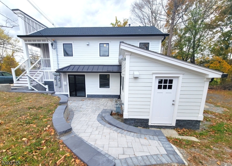 New pavers and retaining wall