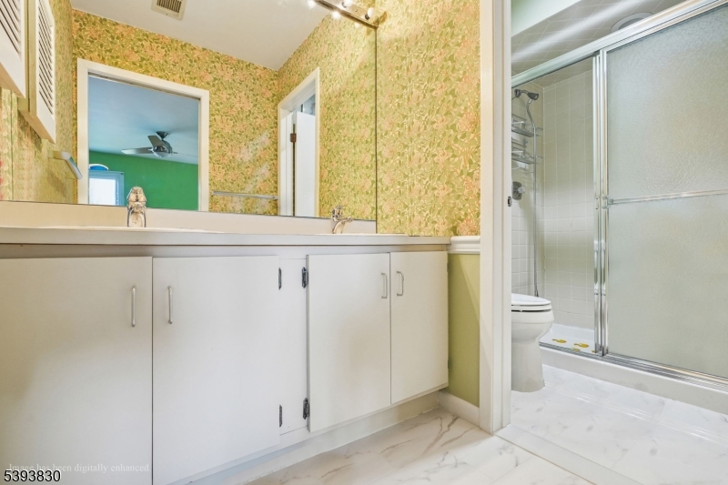 Primary Ensuite Digitally Enhanced