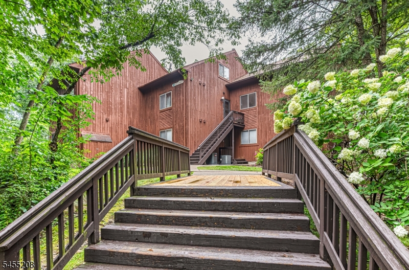 Welcome Home! Easy Access - Only 1 set of stairs from parking lot to building.