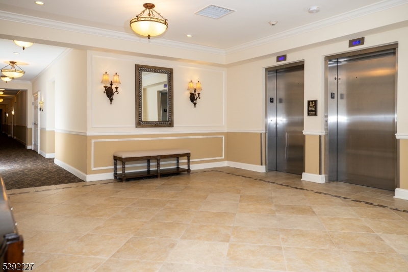 ELEVATOR CONVENIENCE
