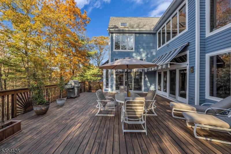 Deck Retractable awnings