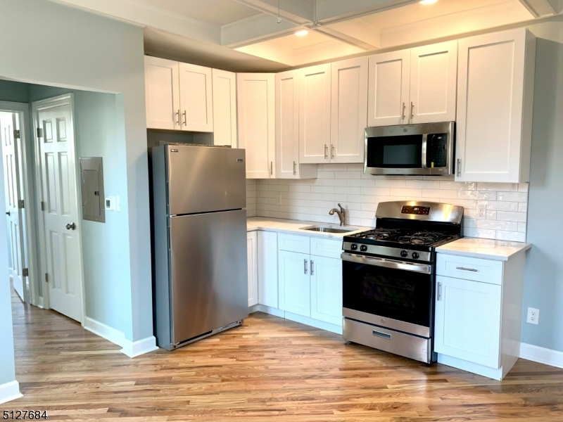 Living Room/Kitchen