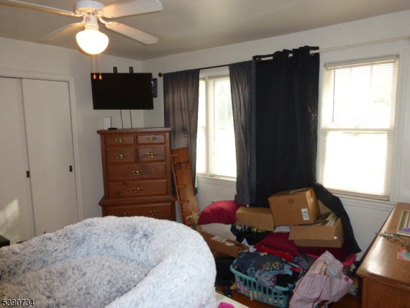 Bed 1