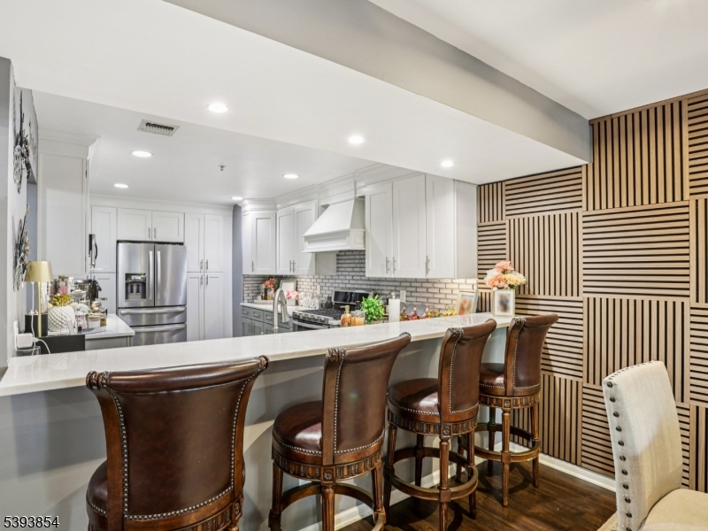 Breakfast Bar