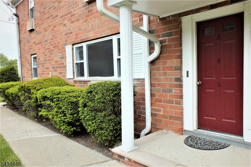 Front View. 1st floor unit.
