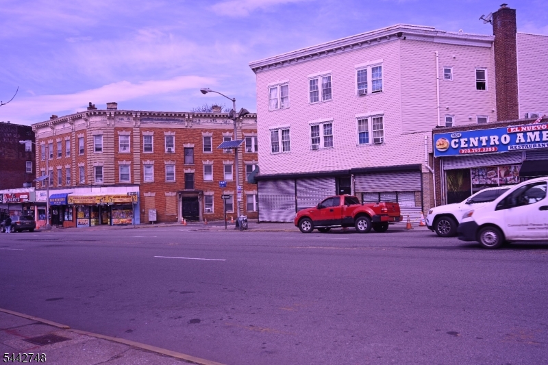 1406 Springfield