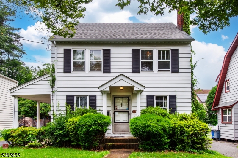 Calling all investors! Situated just steps from Brookdale Park, this 3-bedroom, 1-bath colonial in the desirable Brookdale section of Bloomfield is bursting with potential and original character.