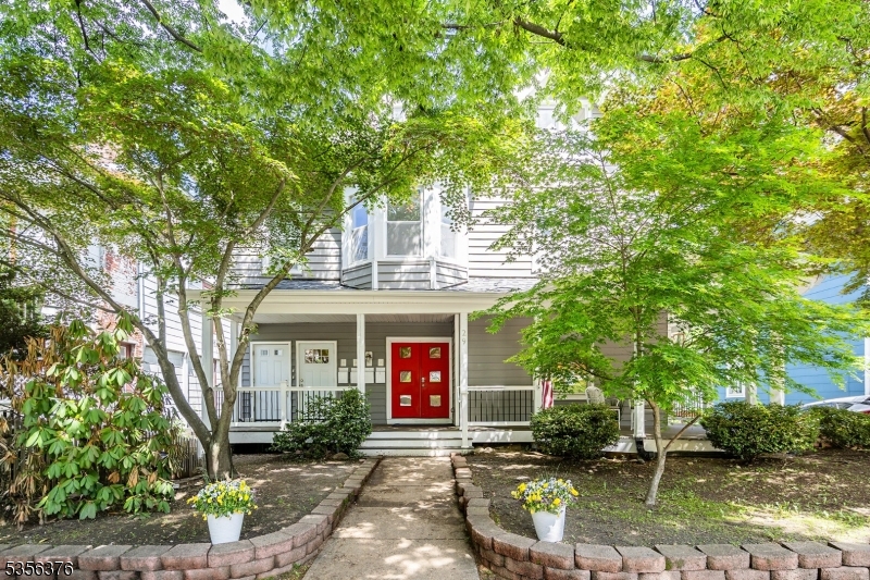 Timeless design meets modern living just minutes from downtown?your Morristown lifestyle starts here.