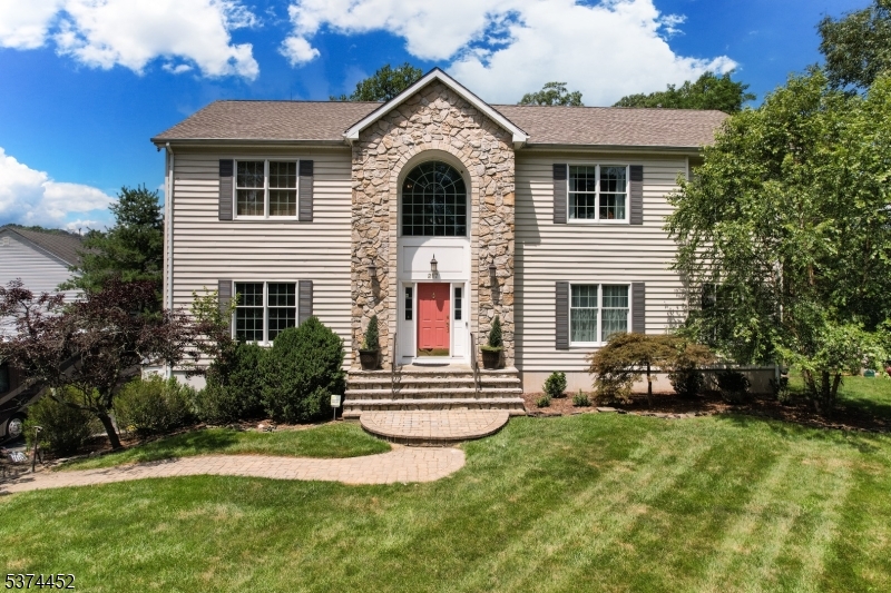Located at the end of the cul de sac backing to the golf course.  Quiet location