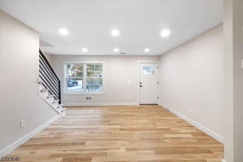 Living Room/Recessed Lights
