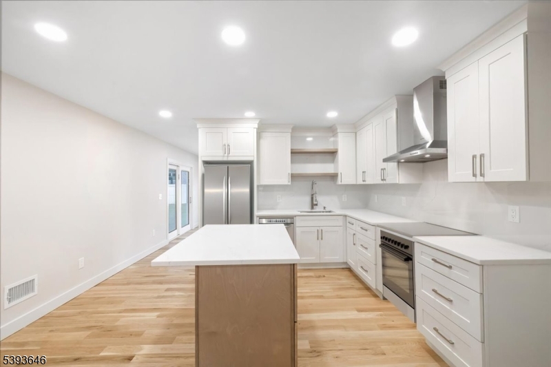 Quartz, Shaker Cabinetry Virtually Staged