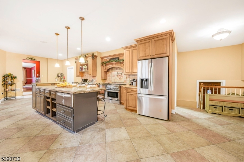 Eat in Kitchen