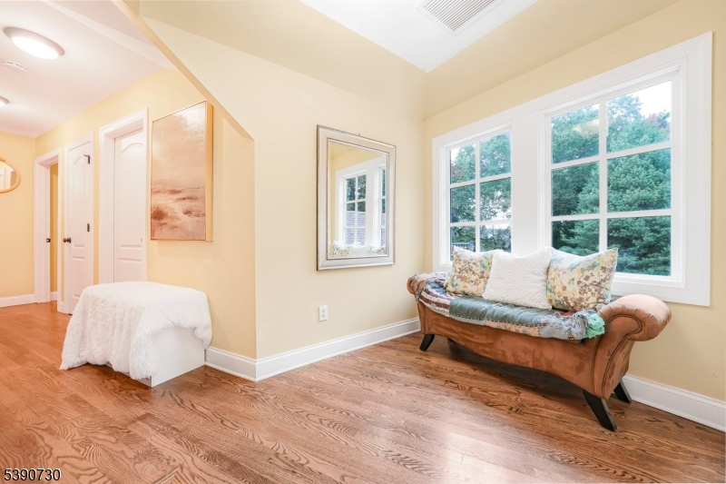 2nd floor landing Overlooking backyard space