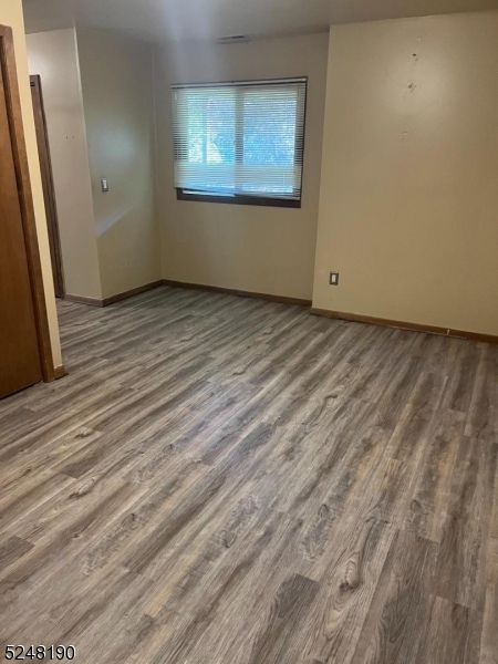 Very Large Master bedroom Very large master with lots of closet space.