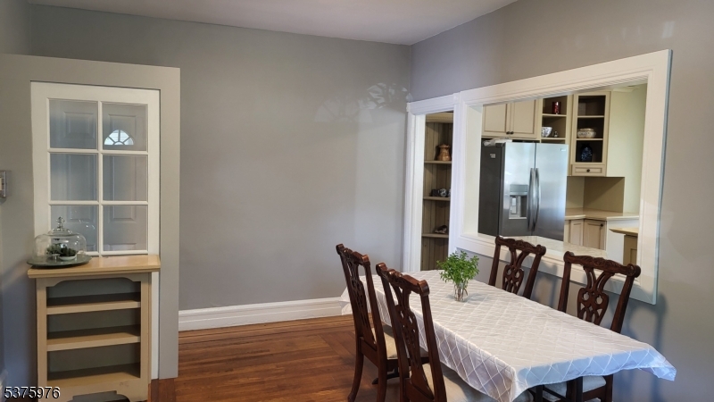 View of Dining entry
