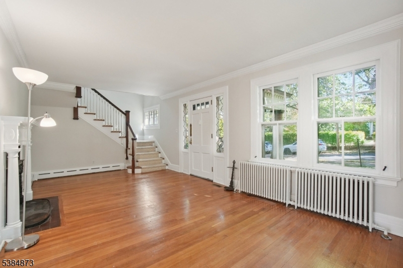 Living Room alternate view