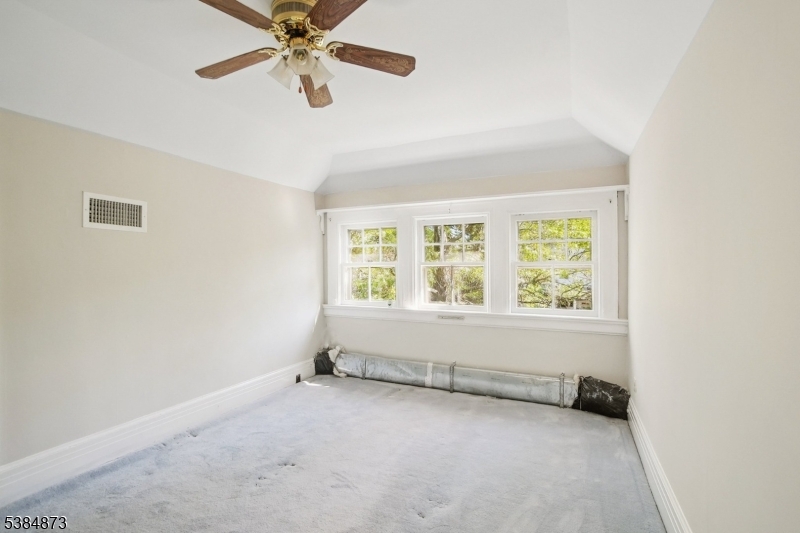 Bedroom 4 third floor with ensuite bath
