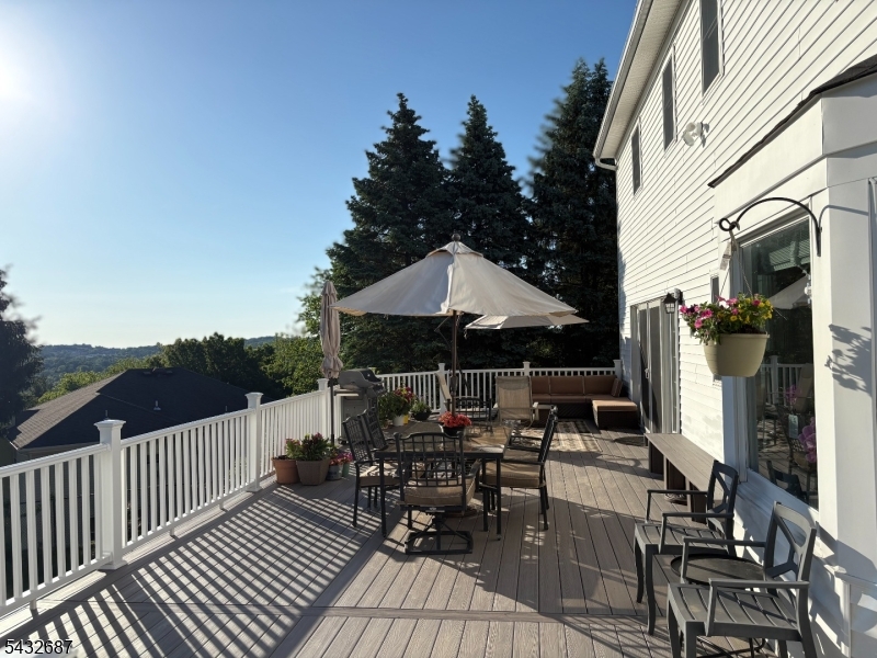 Alt View of the deck