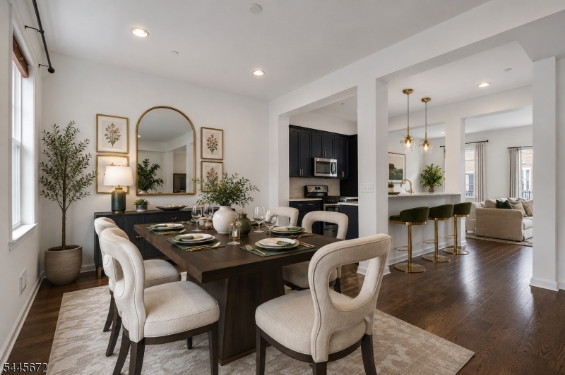 Beautiful Dining & open layout