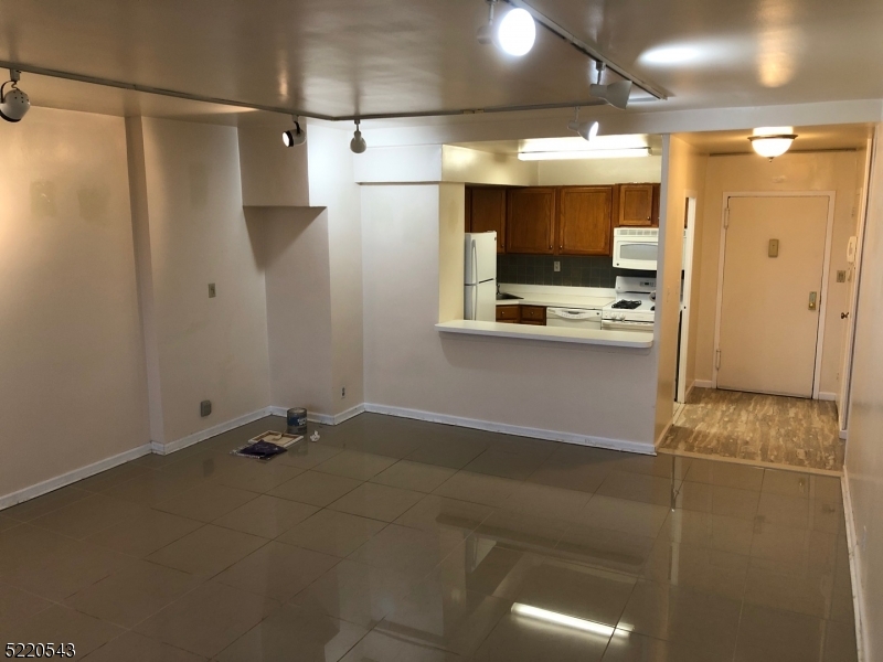 Breakfast Bar Open Concept