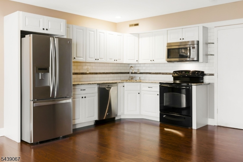Granite Countertop with Subway tiles