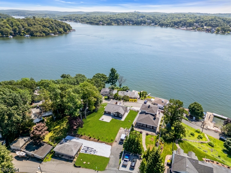 elevated view of property