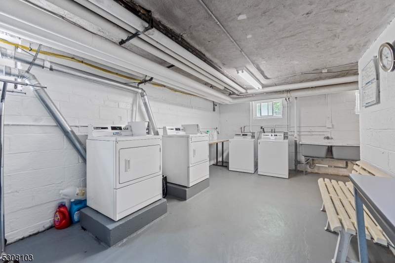 Laundry Laundry