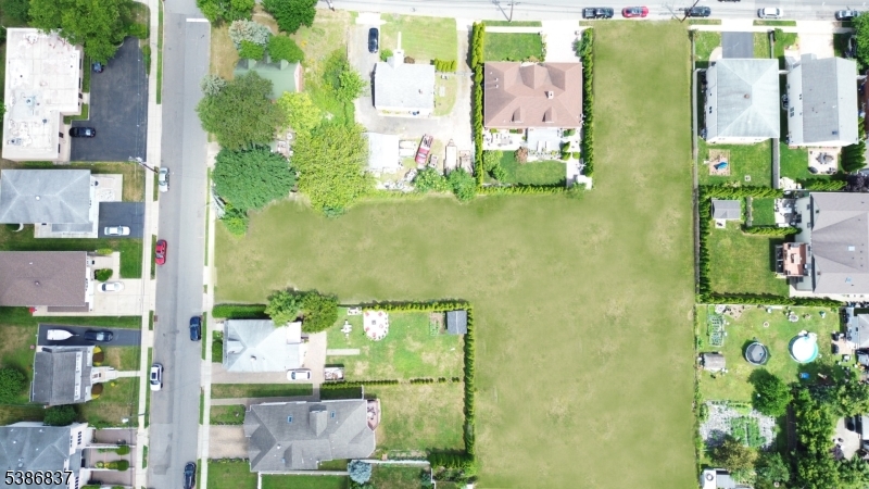 Lot 7 & Lot 3  clear view