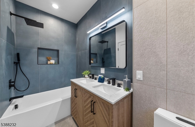 Full bath