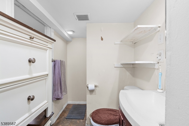 In-law suite bathroom