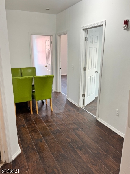kit furniture included