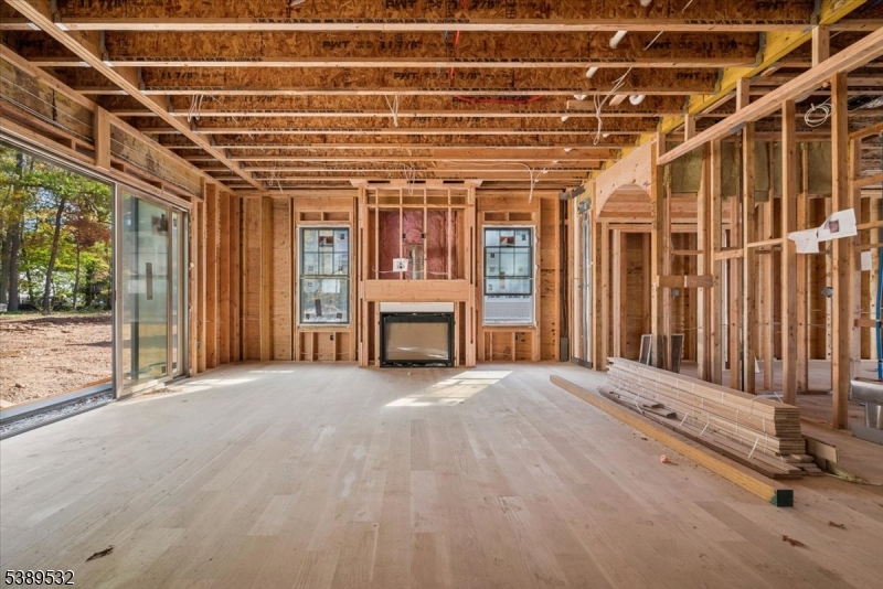 Spacious Family Room