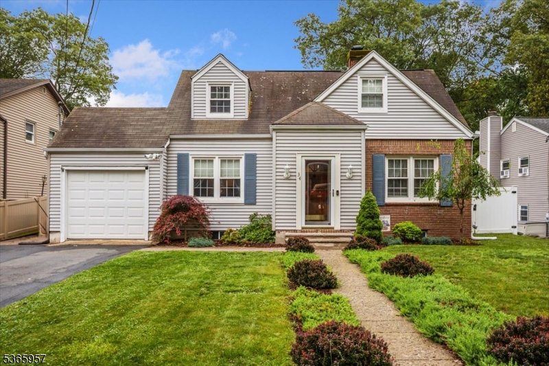 Brick and Vinyl - Professionally Landscaped