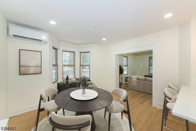 Dining Room Virtually staged