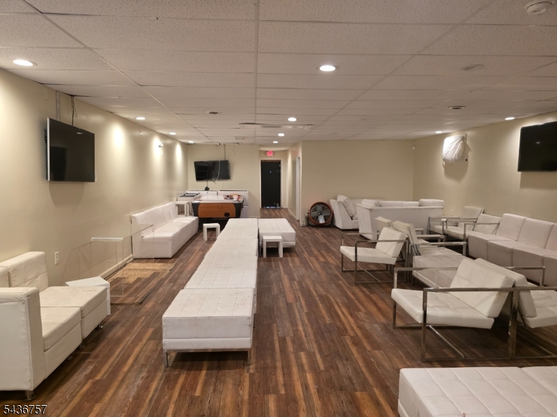 Commercial Space Main