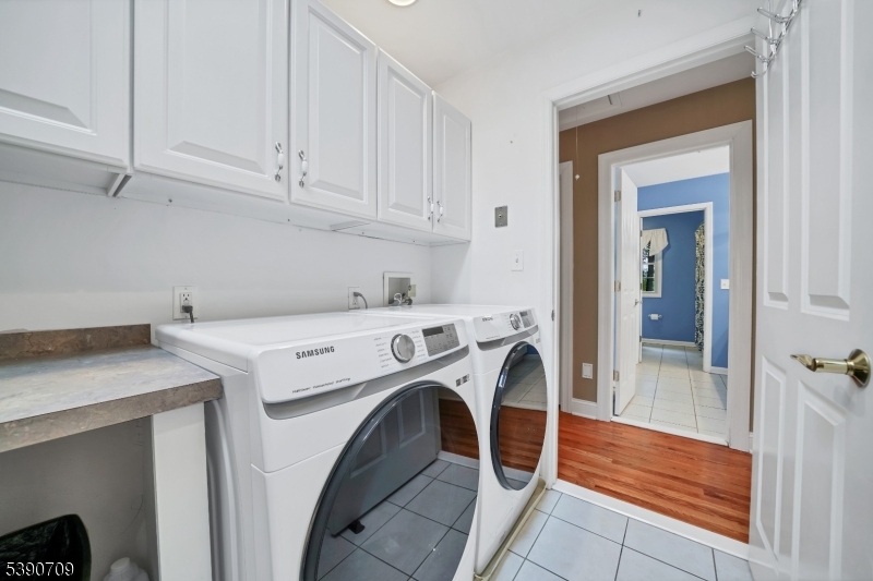 Laundry Room - 2nd Floor