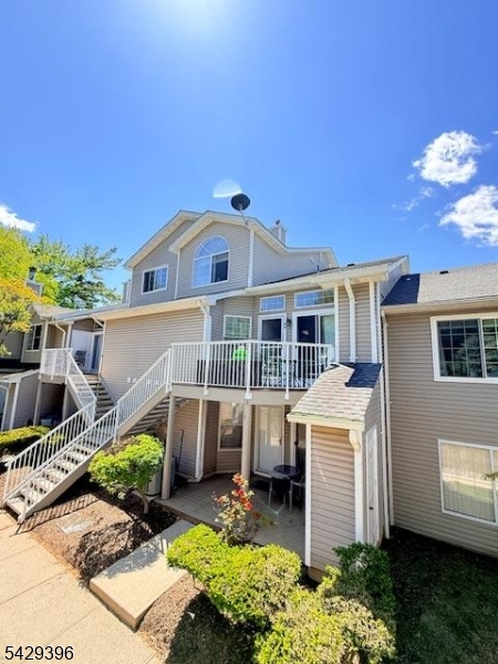 2 bed 2 full bath on the second floor