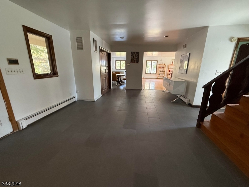 Lg Foyer