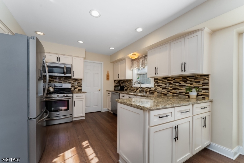 Gourmet Kitchen