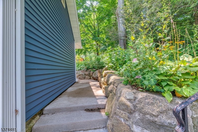 Multiple gardens & hardscapes