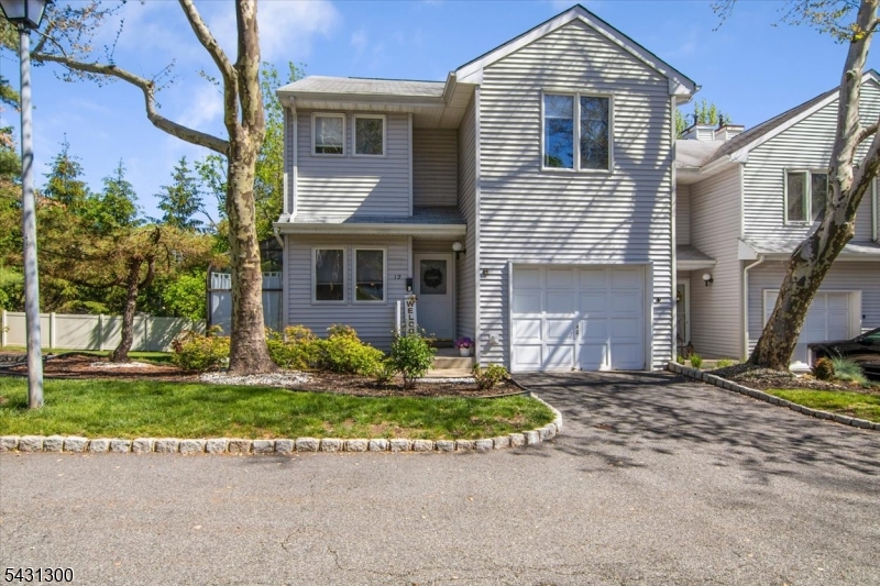 Level front entry with one-car garage