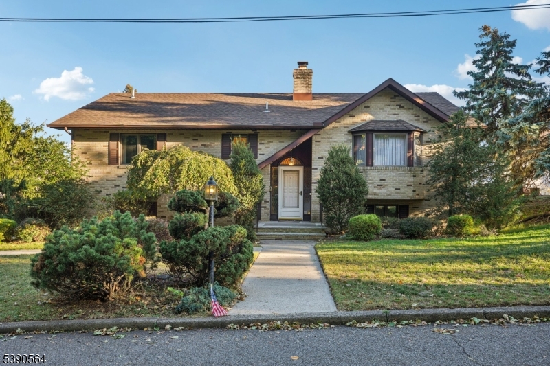 Welcome home to this beautifully maintained 4 bedroom 3 bathroom Bi-Level nestled on a well manicured lot.