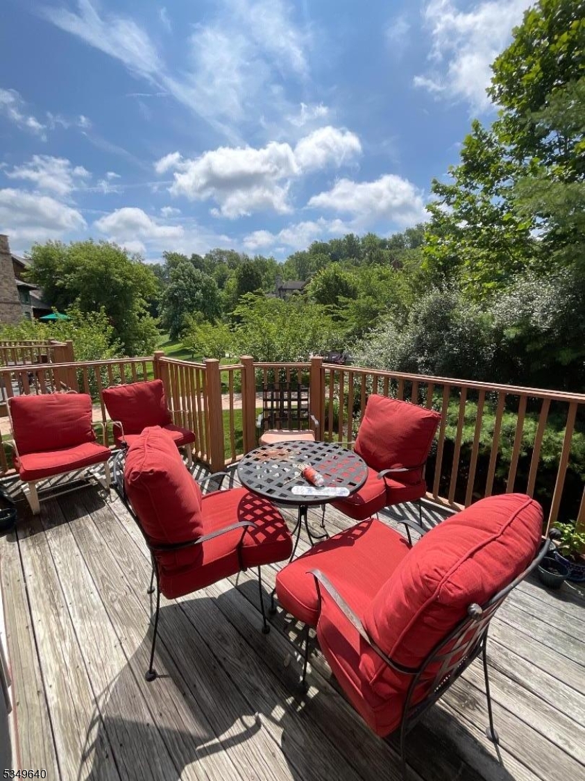 Great deck space