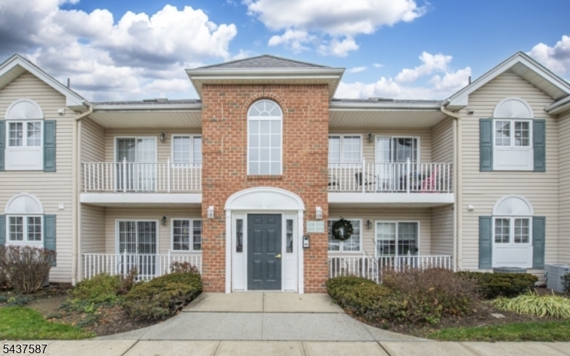 Sought-after community in Caldwell NJ