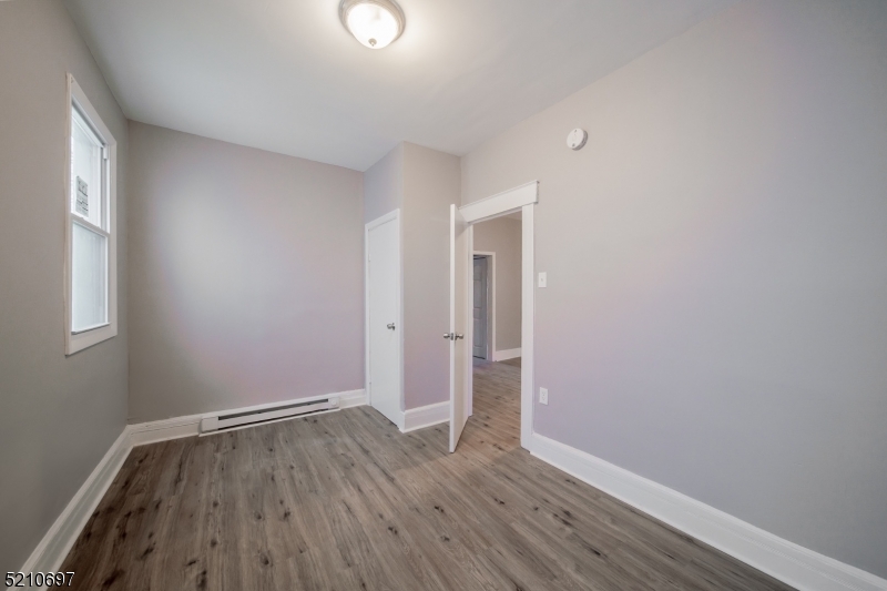 Bedroom 3 w/closet